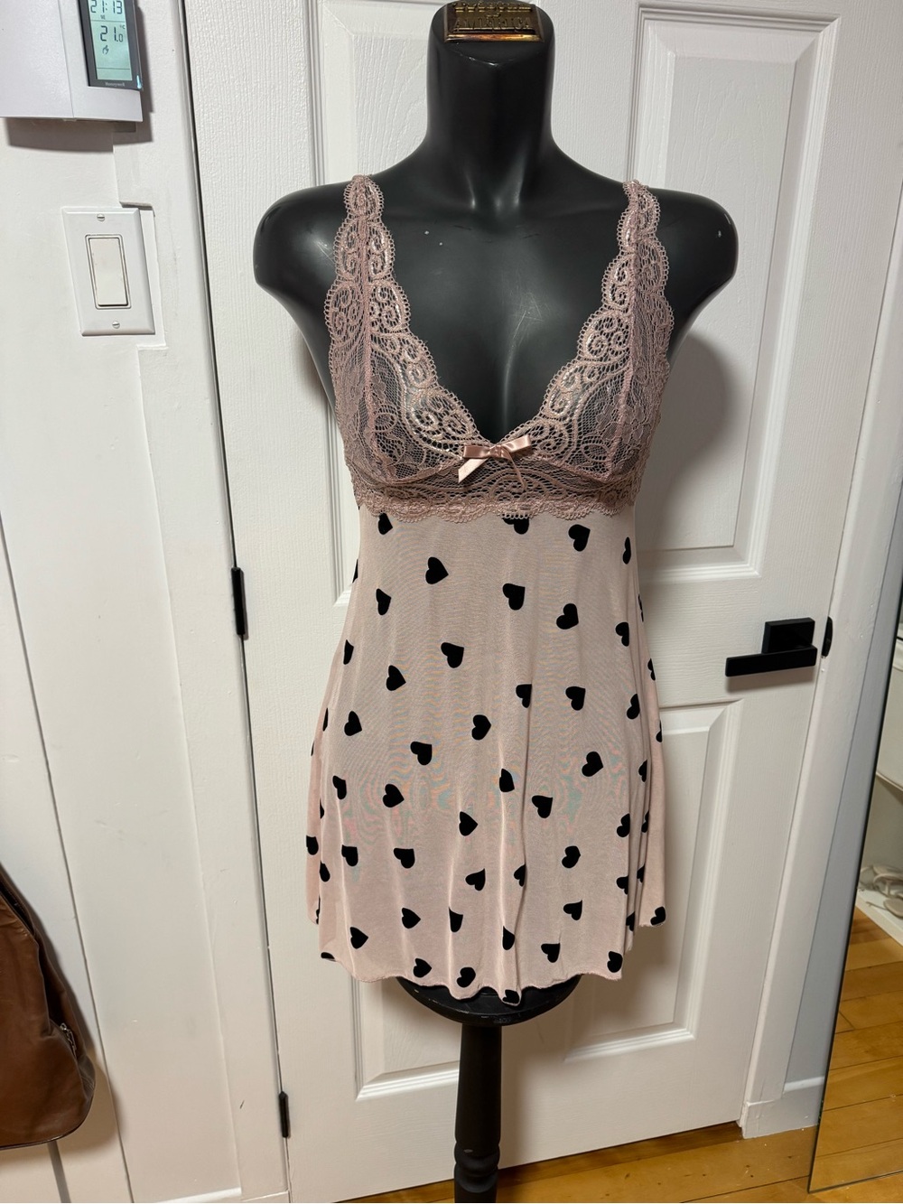 Lace-Trim Heart Print Chemise - Blush Pink
